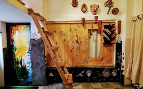 Nirman Homestay 5 Minutes Walk To Beach